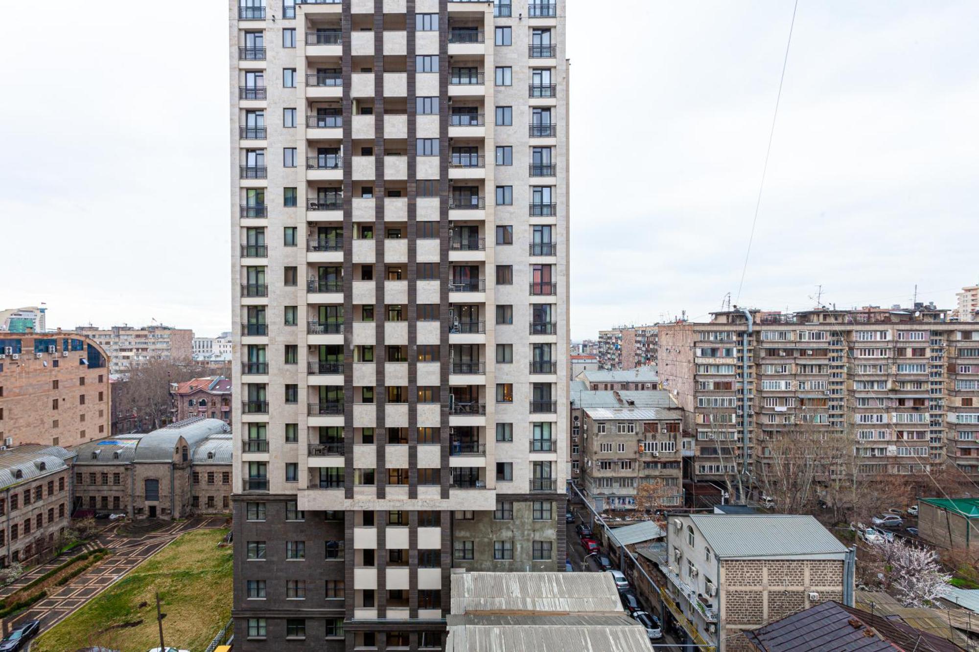 Stay Inn Apartments At Buzand 13 Street 耶烈万 外观 照片