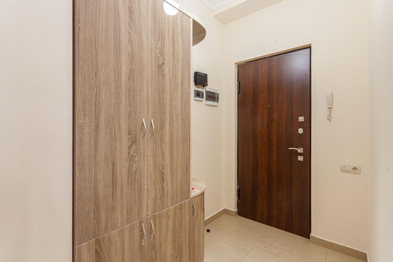 Stay Inn Apartments At Buzand 13 Street 耶烈万 外观 照片