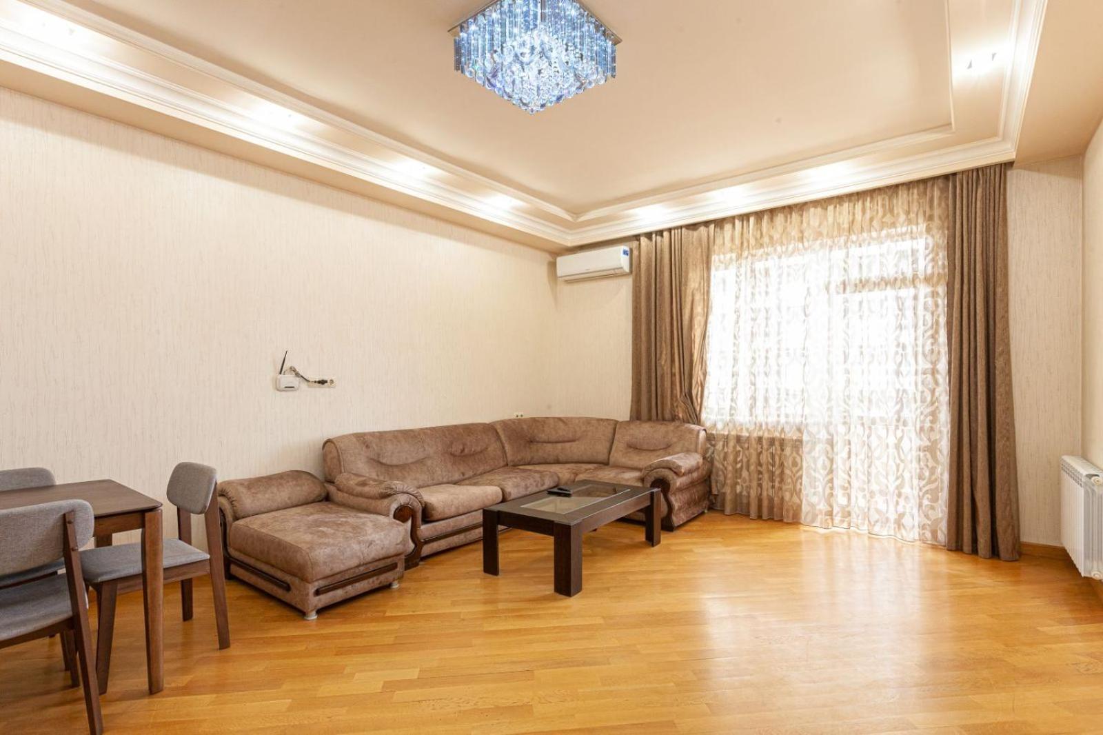 Stay Inn Apartments At Buzand 13 Street 耶烈万 外观 照片