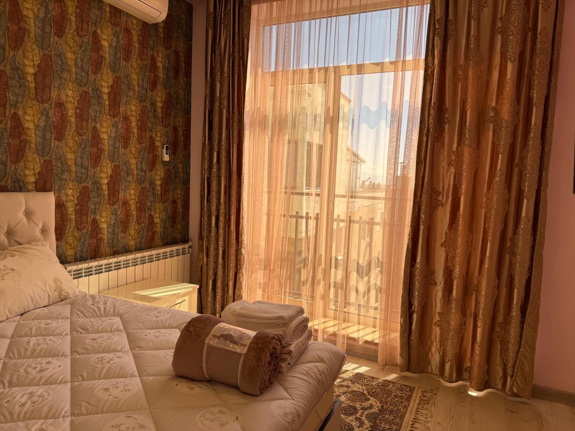 Stay Inn Apartments At Buzand 13 Street 耶烈万 外观 照片