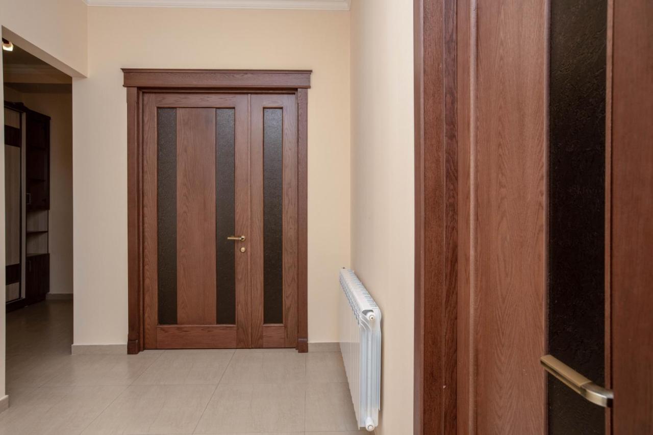 Stay Inn Apartments At Buzand 13 Street 耶烈万 外观 照片